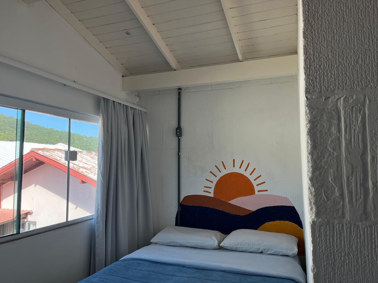 Habitación cuádruple Confort, vistas al lago | Wifi gratis y ropa de cama