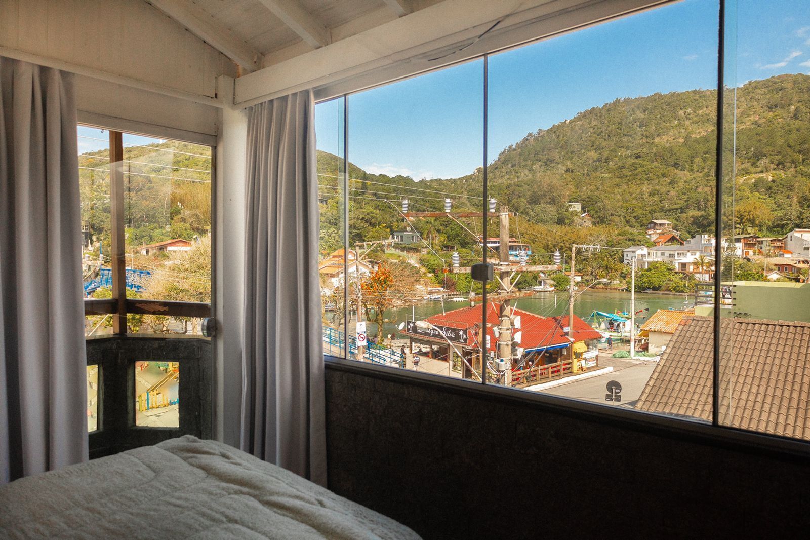Panoramic Room, Sea View, Beachfront | Lake view