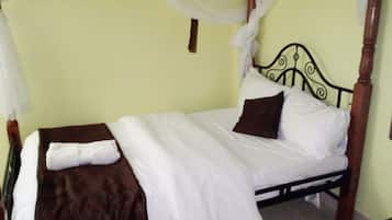 Double Room | Desk, free WiFi