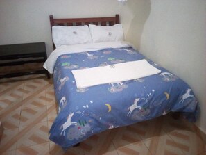 Habitación estándar | Wifi gratis y ropa de cama