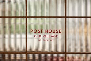 Interior entrance - Post House Inn (Mount Pleasant)