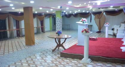 Waso Central Emporium Lodge