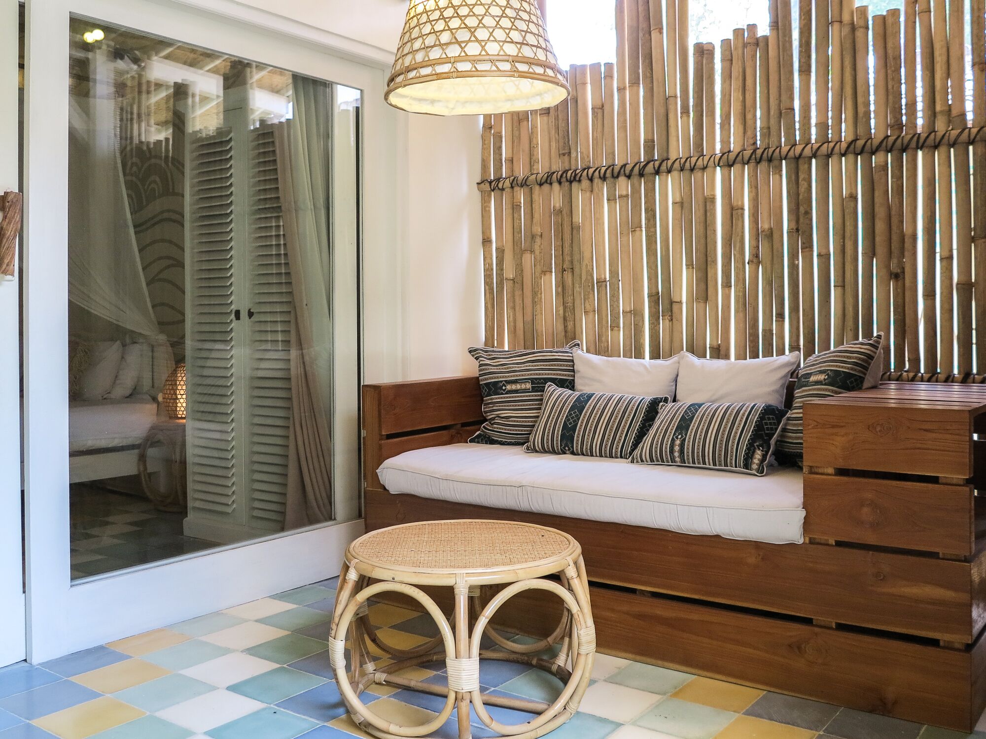 双人房或双床房 | 起居区 | LED 电视