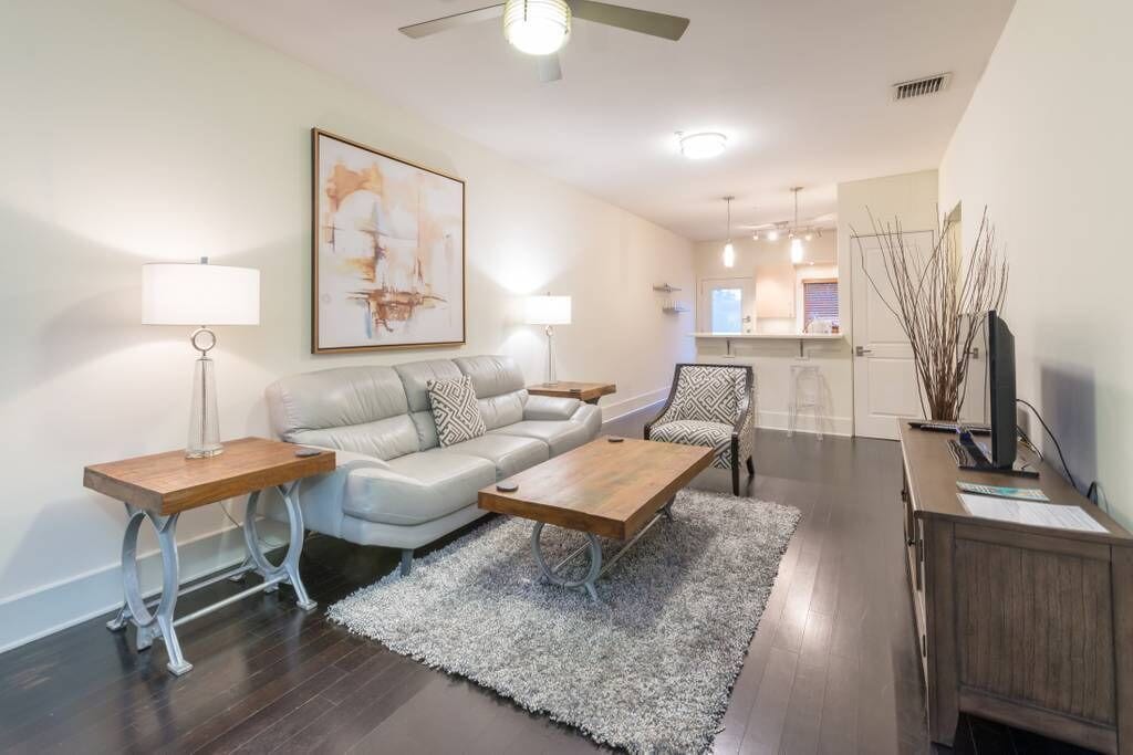 Cozy Comfort In The Heart of Winter Park!