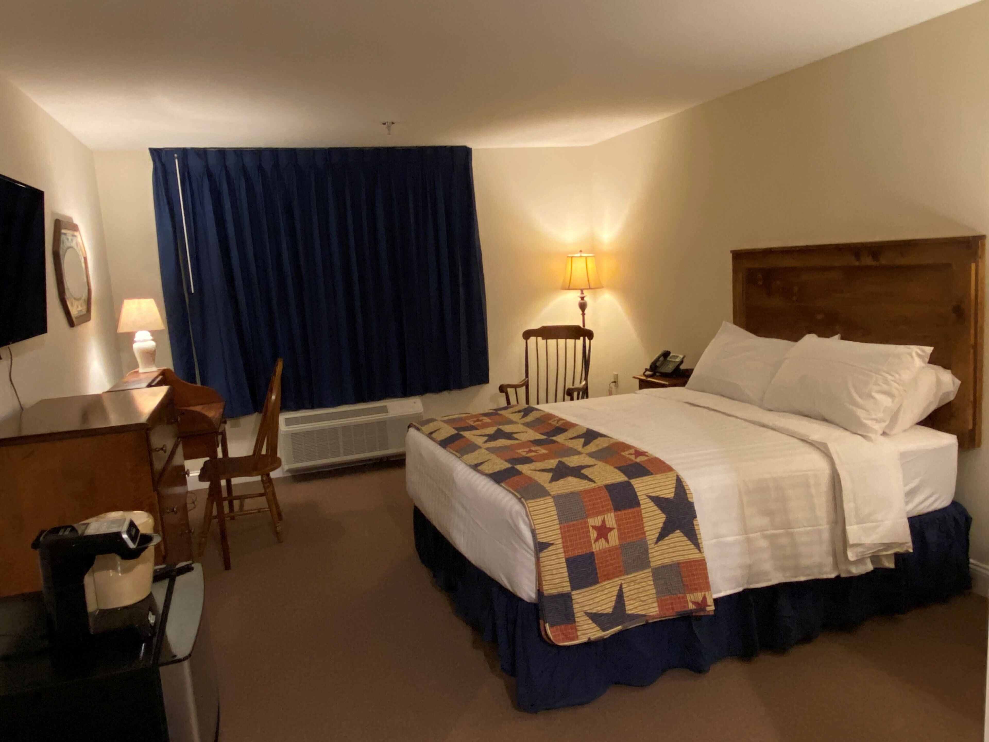 standard single room, 1 bedroom, non smoking (standard interior entrance) | desk, free wifi, bed sheets