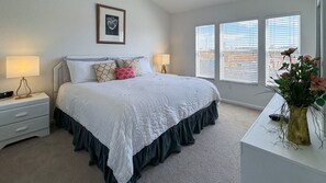 3 bedrooms, iron/ironing board, free WiFi, bed sheets