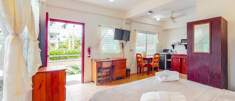 Internet, bed sheets