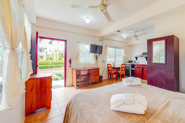 Internet, bed sheets