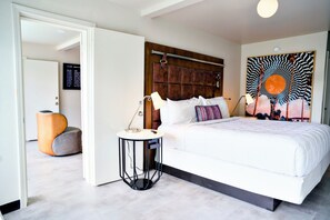 Ropa de cama de alta calidad, colchones viscoelásticos, escritorio