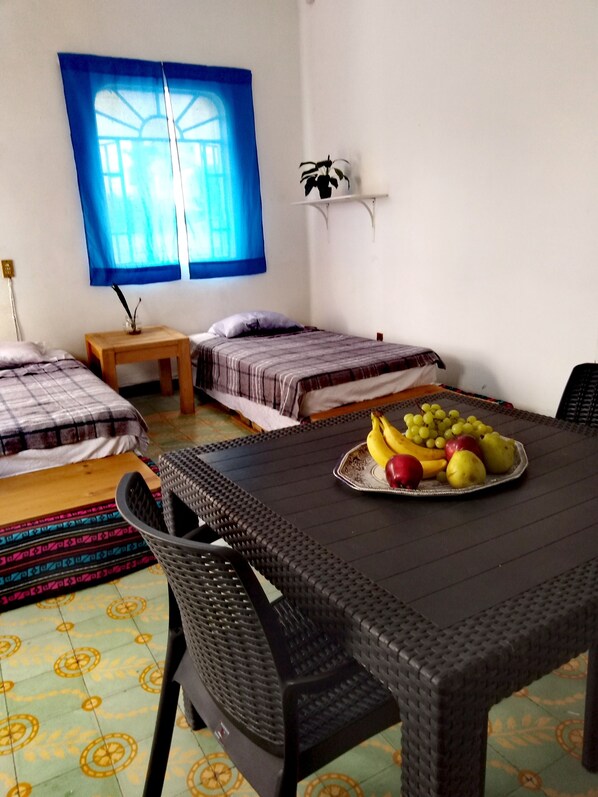 Superior Double Room | Blackout drapes, soundproofing, iron/ironing board, free WiFi - Hostal Azul Puebla (Puebla)