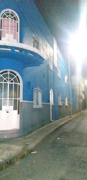 Front of property - Hostal Azul Puebla (Puebla)