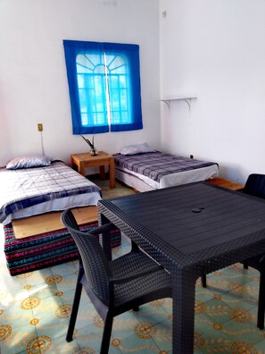 Superior Double Room | Blackout curtains, soundproofing, iron/ironing board, free WiFi - Hostal Azul Puebla (Puebla)
