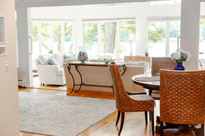 Interior - Waterfront - Waterfront, dock.  Off season rates Sep - Apr (Saunderstown)