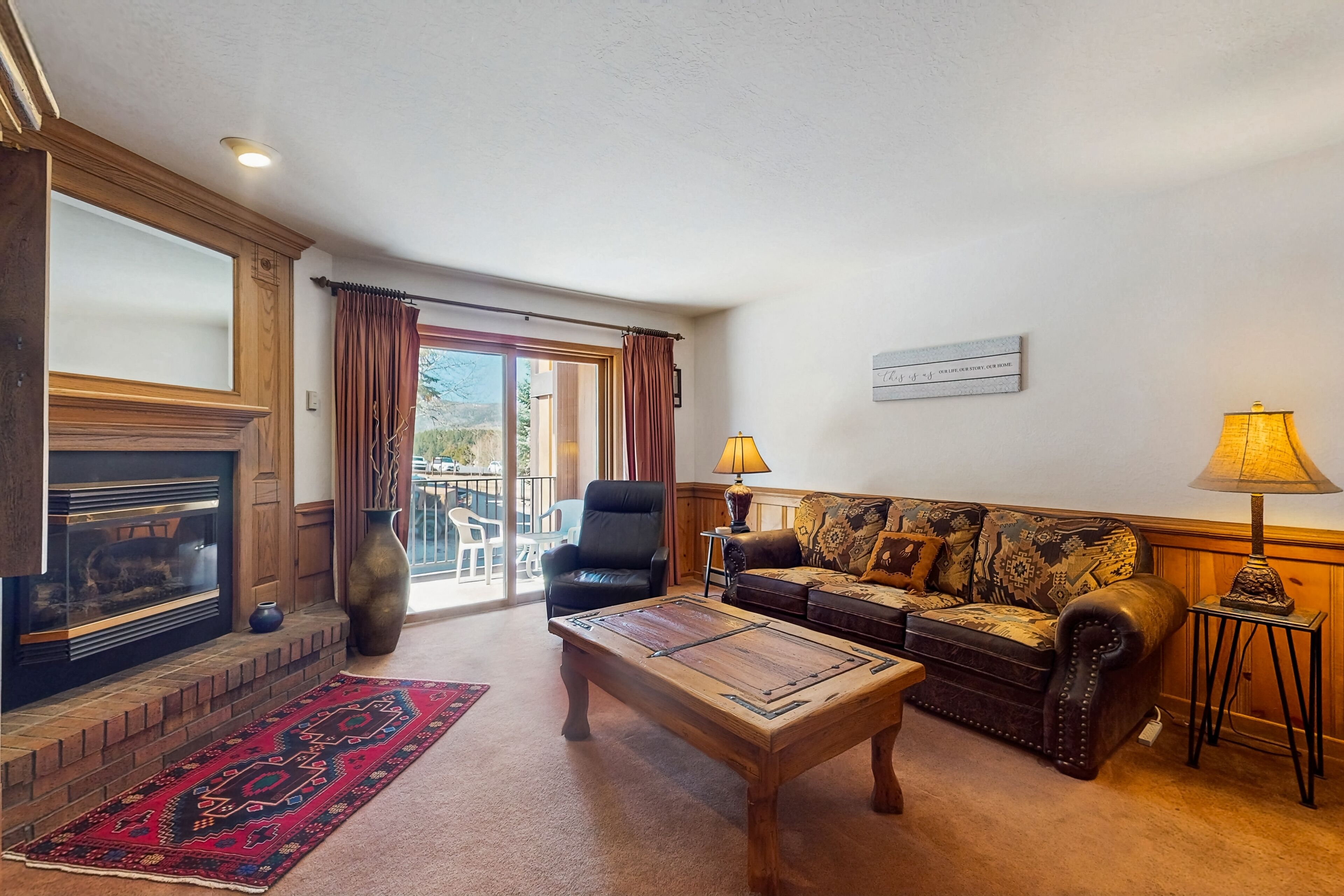 TV, fireplace, DVD player