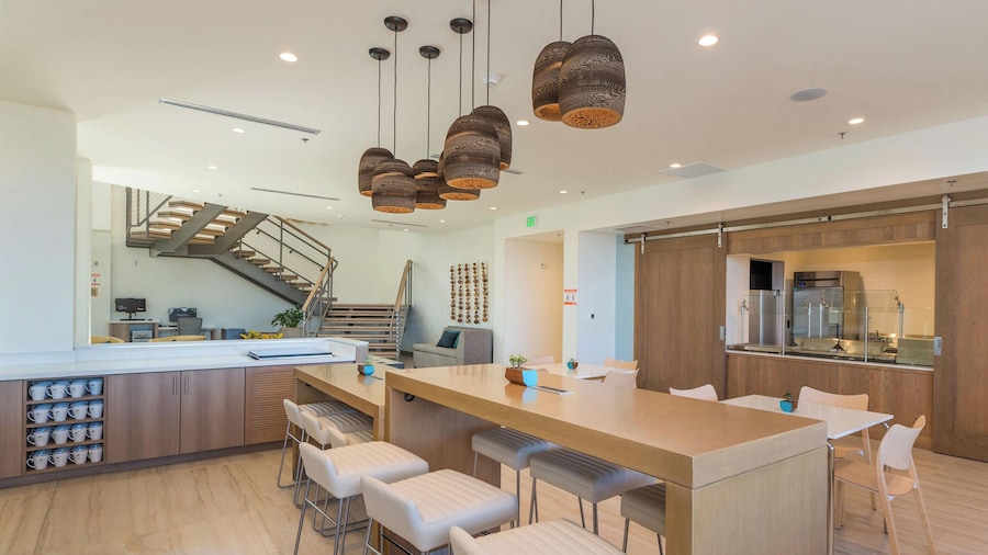 Element Denver International Airport