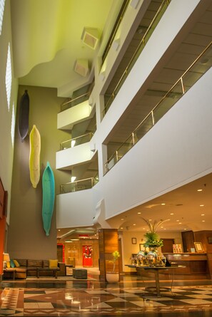 Lobby - Peermont Walmont Ambassador at the Grand Palm (Gaborone)