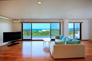 Casa, 3 habitaciones | 3 habitaciones, escritorio y wifi gratis 