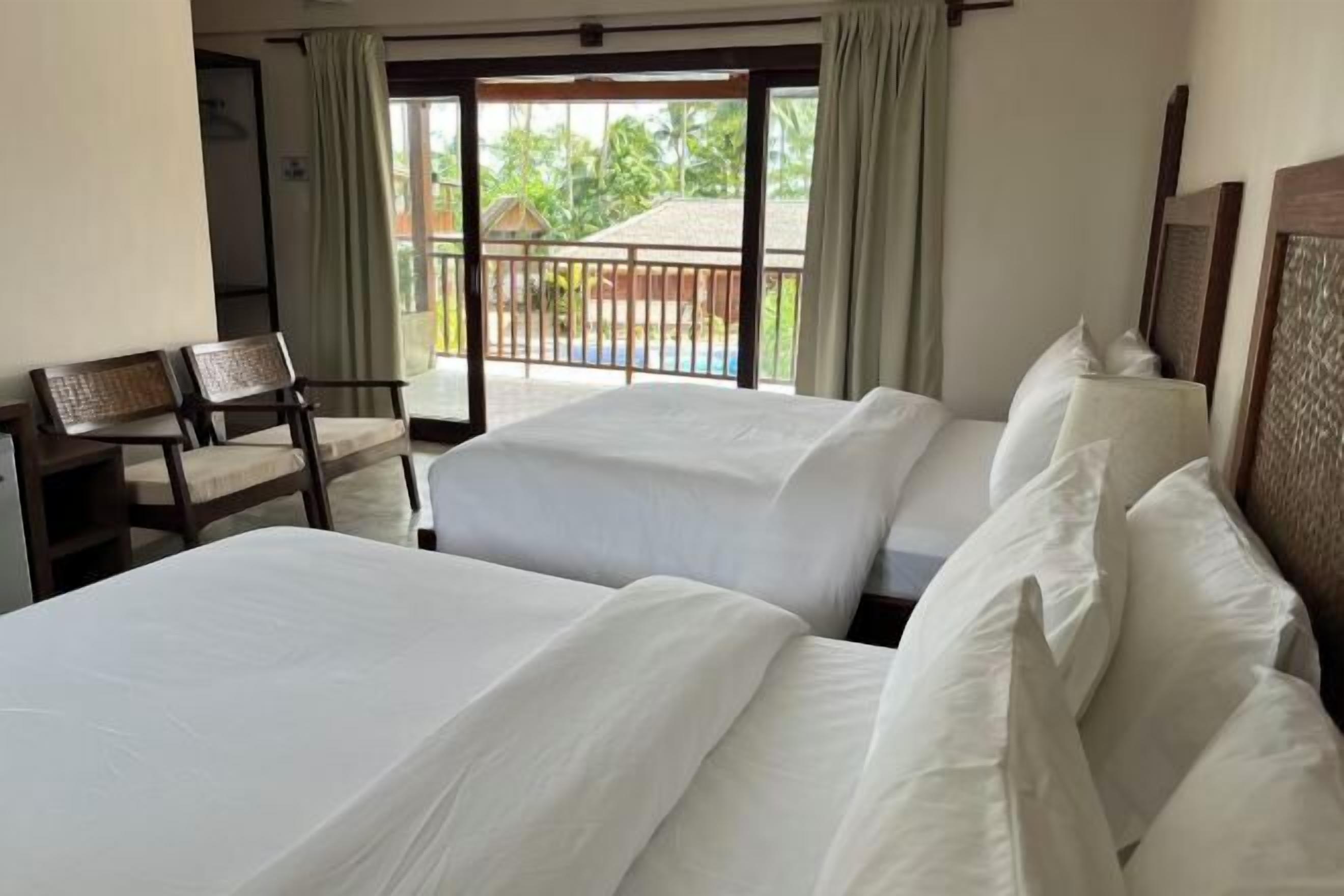 Hypo-allergenic bedding, in-room safe, individually decorated