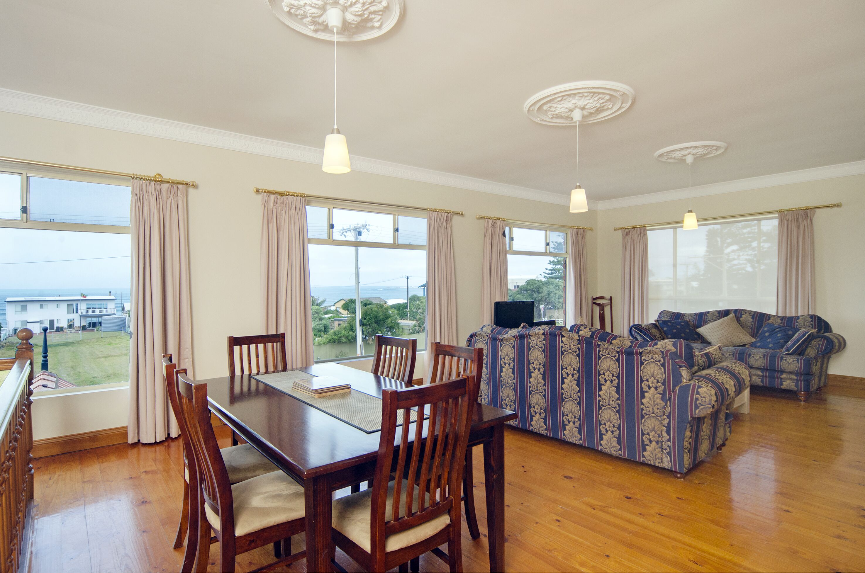 Middleton Swell - 24 Dover Rd - Pets Negotiable — image 7