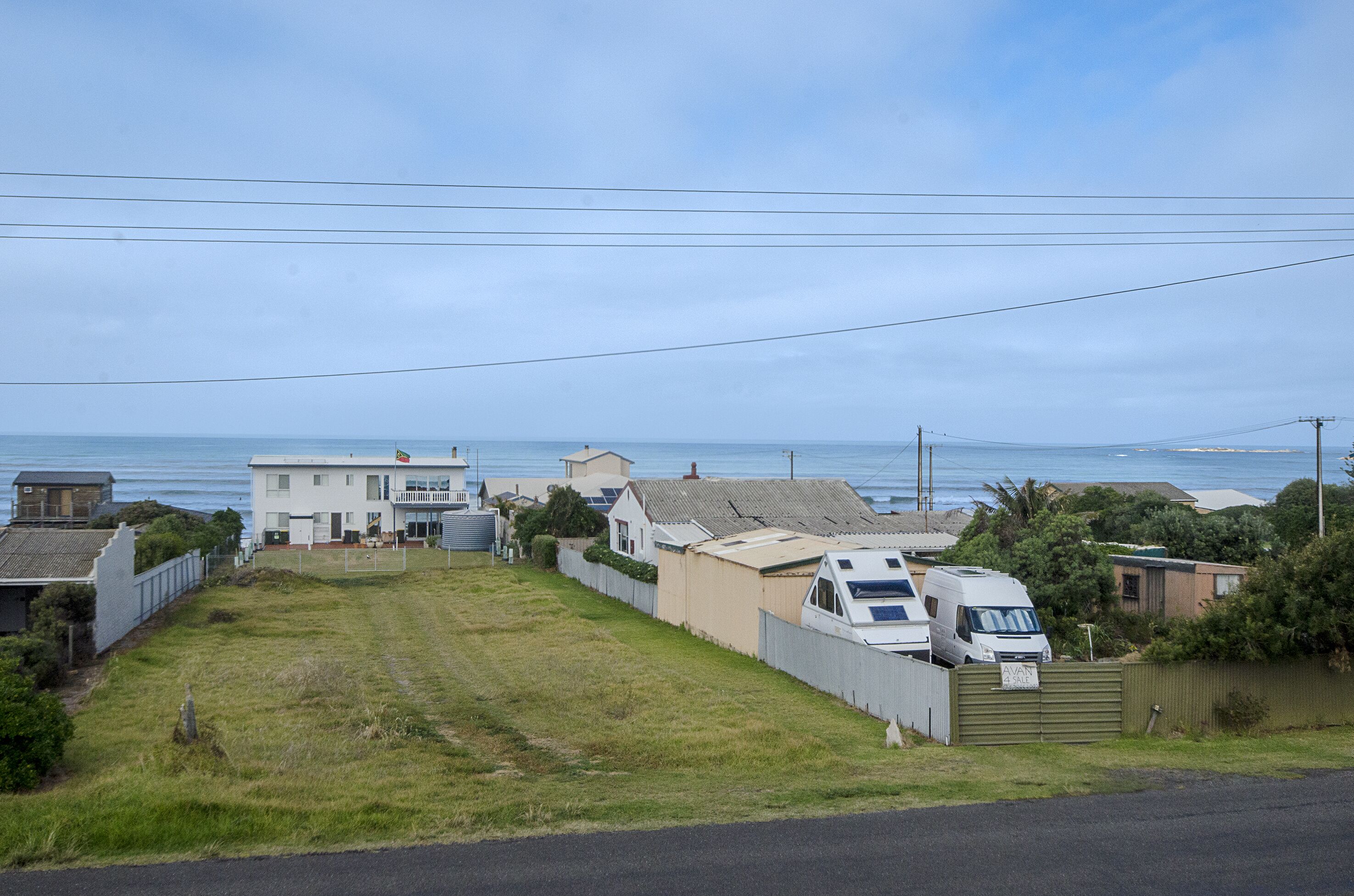Middleton Swell - 24 Dover Rd - Pets Negotiable — image 2