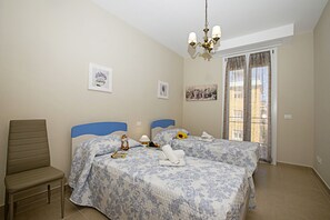 2 chambres, fer et planche à repasser, Wi-Fi (supplément)