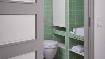 Hårføner og håndklær