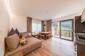 TV, ping pong - Beautiful Apartment “Sonnleiten Sonnenadler 2" with Mountain View (Steinegg)