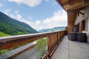 Property grounds - Cosy Holiday Apartment "Sonnleiten der kleinen Bären 8" with Mountain View, Wi-Fi, Garden (Steinegg)