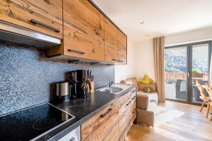 Fridge, microwave, oven, stovetop - Holiday Apartment "Sonnleiten Sonnenparadies" with Wi-Fi (Steinegg)