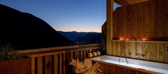 Charming Apartment “Sonnleiten Sonnenalm” with Mountain View