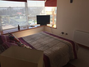 3 bedrooms, WiFi