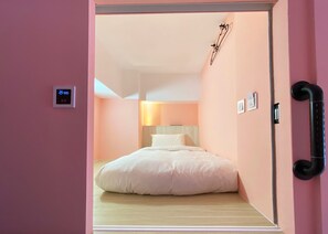 Dormitorio compartido, solo para mujeres (1 Single Bed) | Sistema de insonorización, wifi gratis, ropa de cama