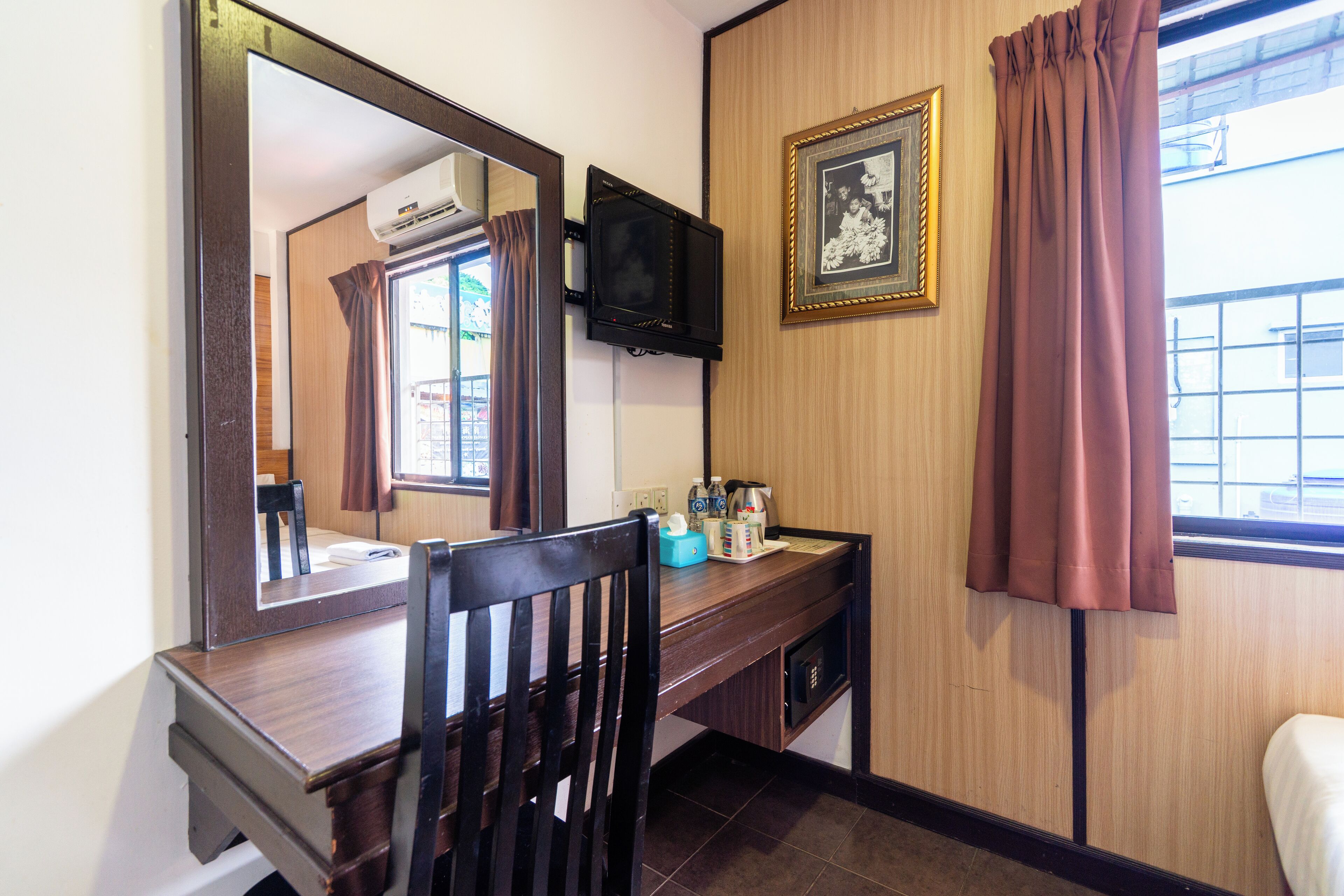 Escritorio y wifi gratis 