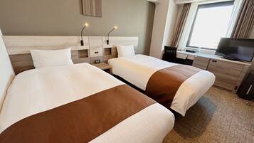 Standard Twin Room | Desk, blackout drapes, iron/ironing board, free WiFi