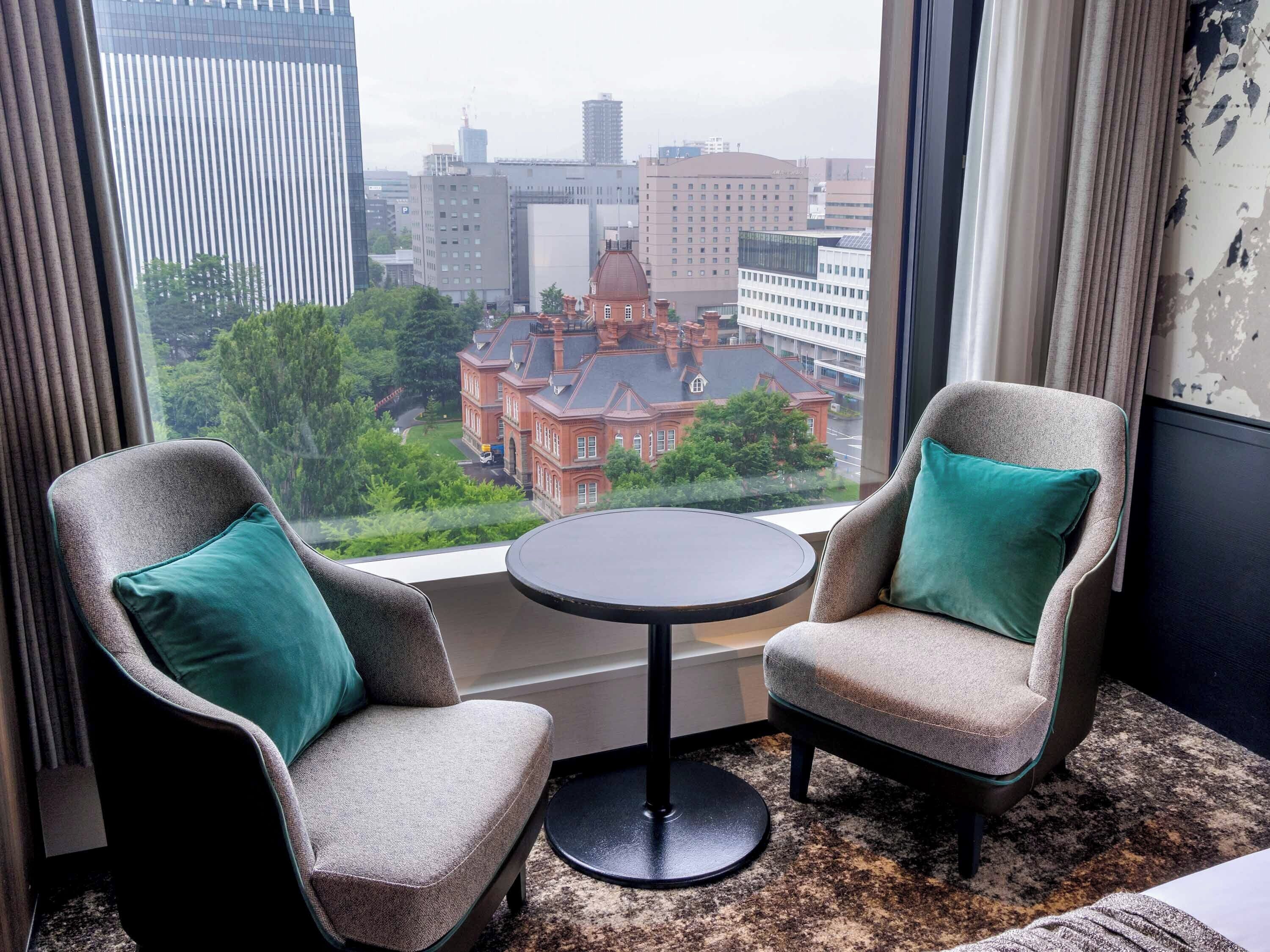 Superior Twin Room | Living area