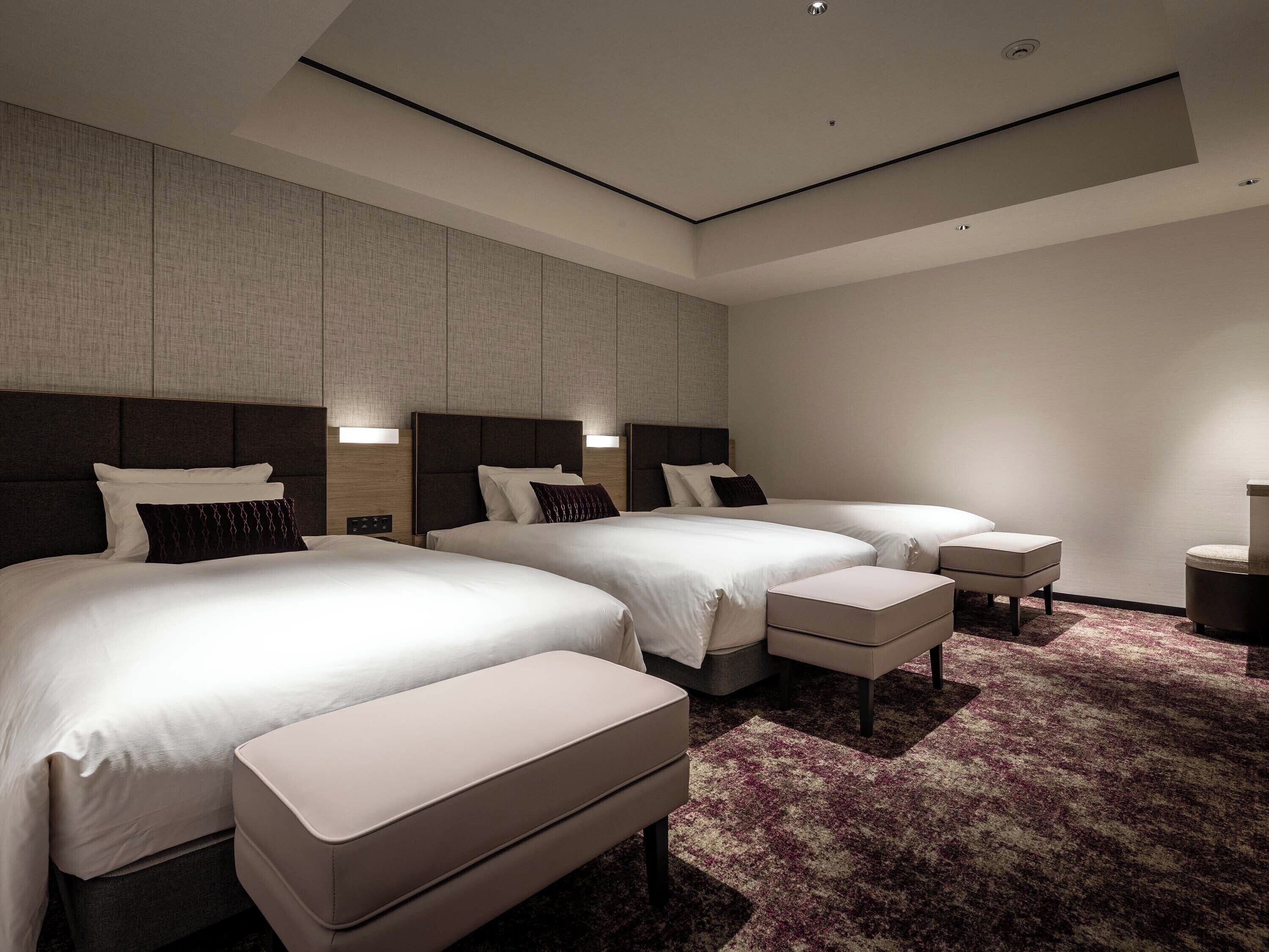 豪華三人房 | 房內夾萬、遮光窗簾/窗簾、熨斗/熨衫板、免費 Wi-Fi