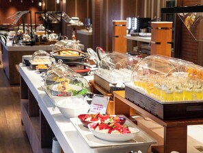 Daily buffet breakfast for a fee - Solaria Nishitetsu Hotel Sapporo (Sapporo)
