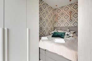 Appartement, 1 slaapkamer, niet-roken, uitzicht op de stad | 1 slaapkamer, een strijkplank/strijkijzer, gratis wifi, beddengoed