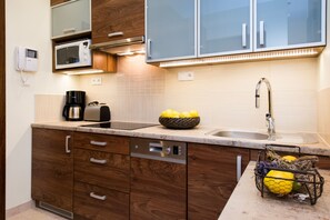 Comfort Apartment | Private kitchen