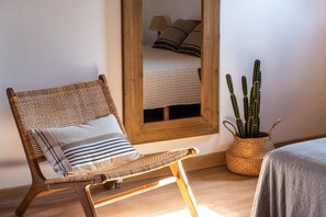 4 slaapkamers, een kluis op de kamer, een strijkplank/strijkijzer