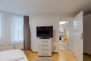 1 غرفة نوم ومكواة/لوح كي وواي فاي مجانًا وملاءات أسرّة