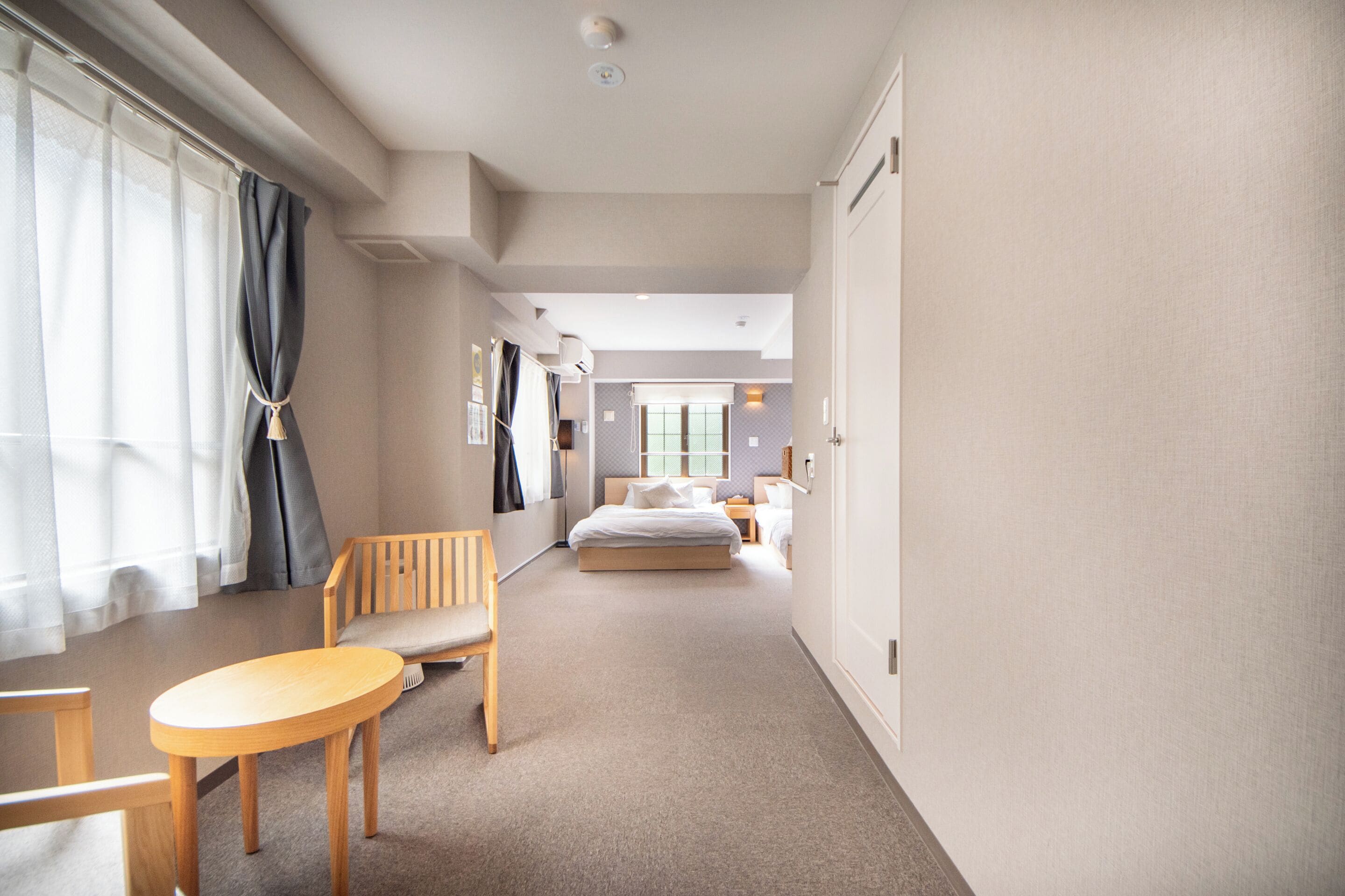 Twin Room 203 | 免费 WiFi、床单