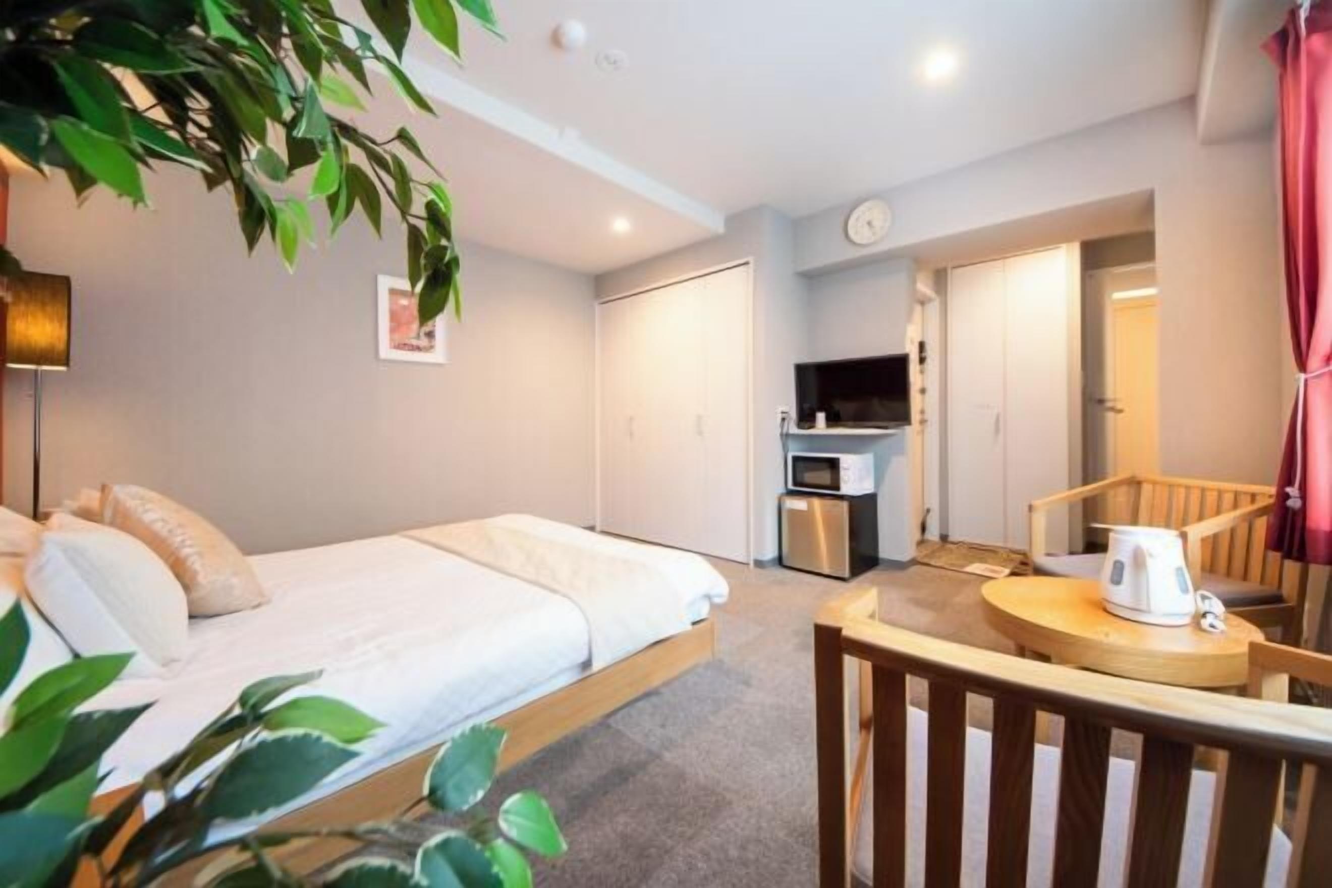 免费 WiFi、床单