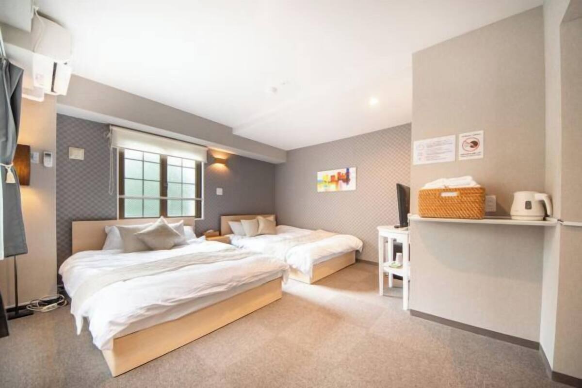 免费 WiFi、床单