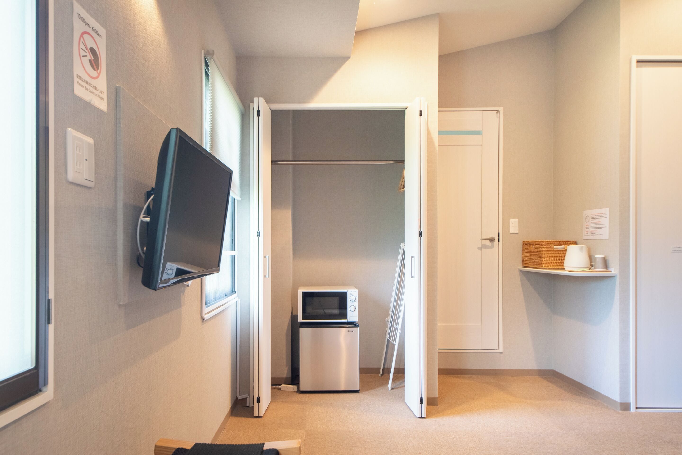 twin room 401 with washing machine | 1 bedroom, free wifi, bed sheets