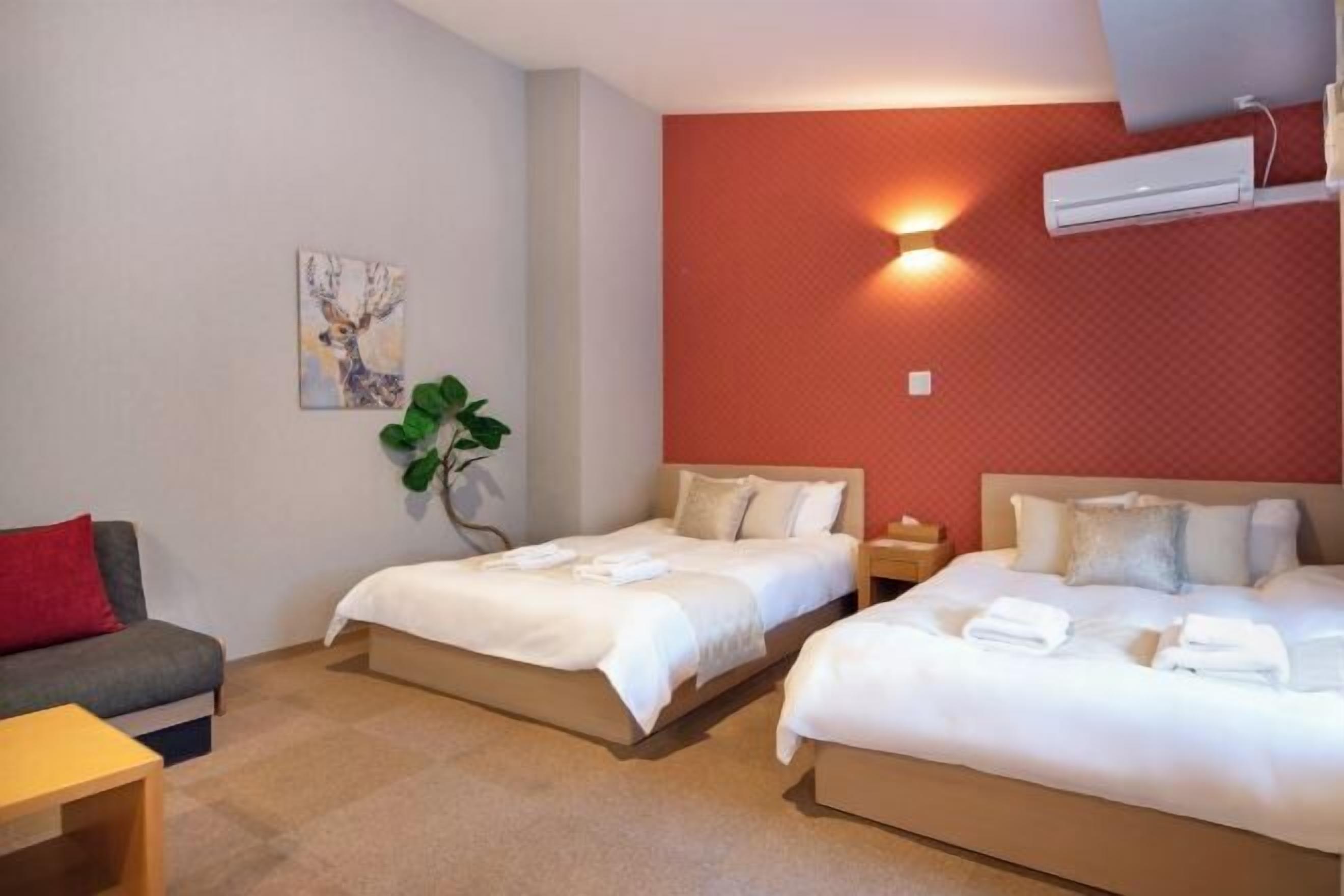 Free WiFi, bed sheets