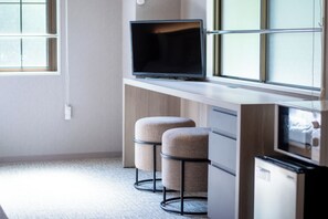 Twin Room 202 | Free WiFi, bed sheets - Hotel Neiraku (Nara)