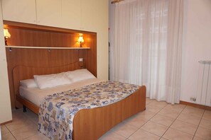 3 عدّة غرف نوم