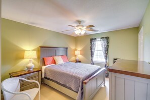 4 habitaciones, tabla de planchar con plancha, cuna de viaje y internet 