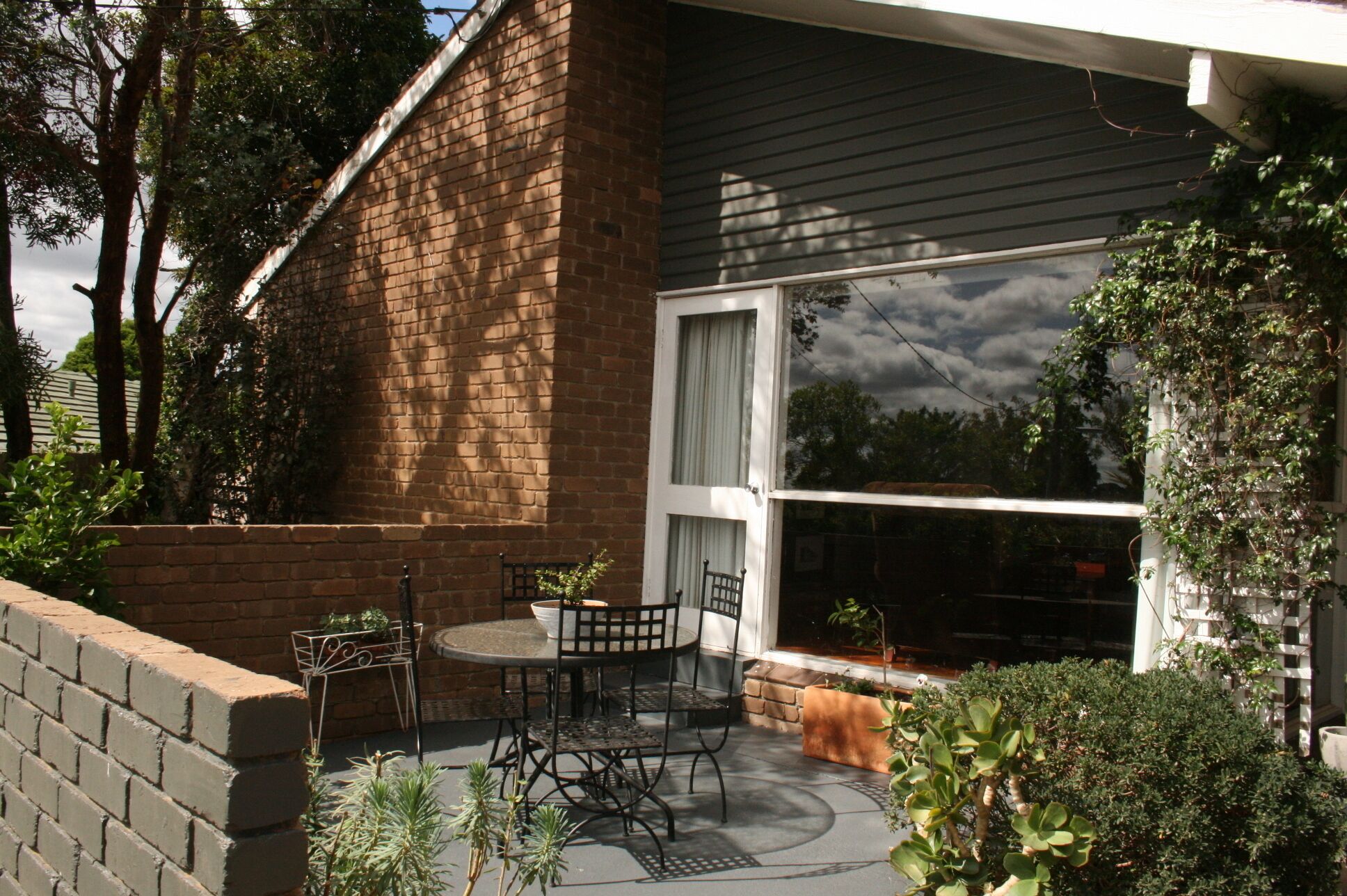 Lucy's Artist Retreat near Melbourne Airport and Macedon Ranges — image 6